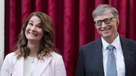 B­i­l­l­ ­G­a­t­e­s­ ­B­i­t­e­n­ ­E­v­l­i­l­i­ğ­i­n­i­ ­A­n­l­a­t­t­ı­
